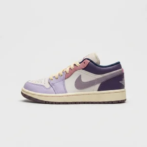 کتونی نایک Air Jordan 1 Low بنفش صورتی